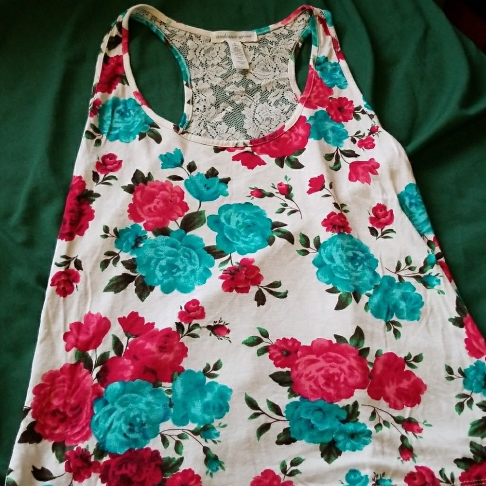 Floral tank top with laced back